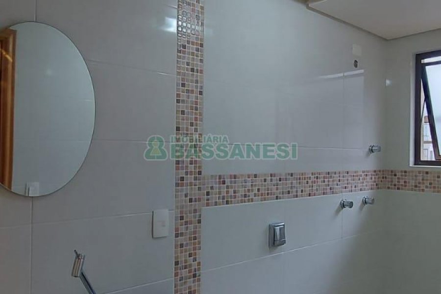 Apartamento com 273m², 2 dormitórios, 2 vagas, no bairro Pio X em Caxias do Sul para Alugar ou Comprar