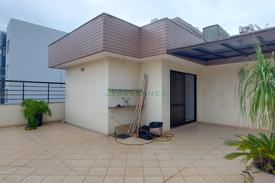 Apartamento com 273m², 2 dormitórios, 2 vagas, no bairro Pio X em Caxias do Sul para Alugar ou Comprar