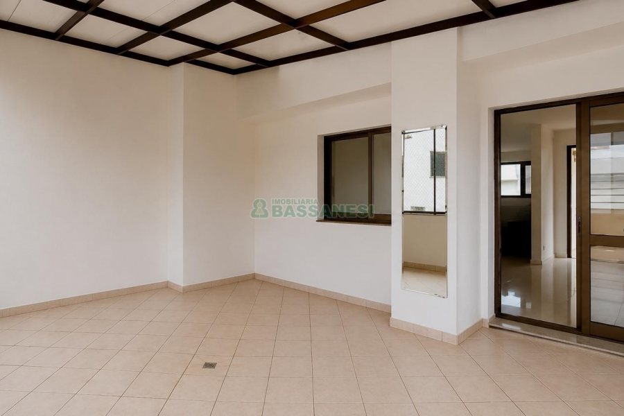 Apartamento com 273m², 2 dormitórios, 2 vagas, no bairro Pio X em Caxias do Sul para Alugar ou Comprar