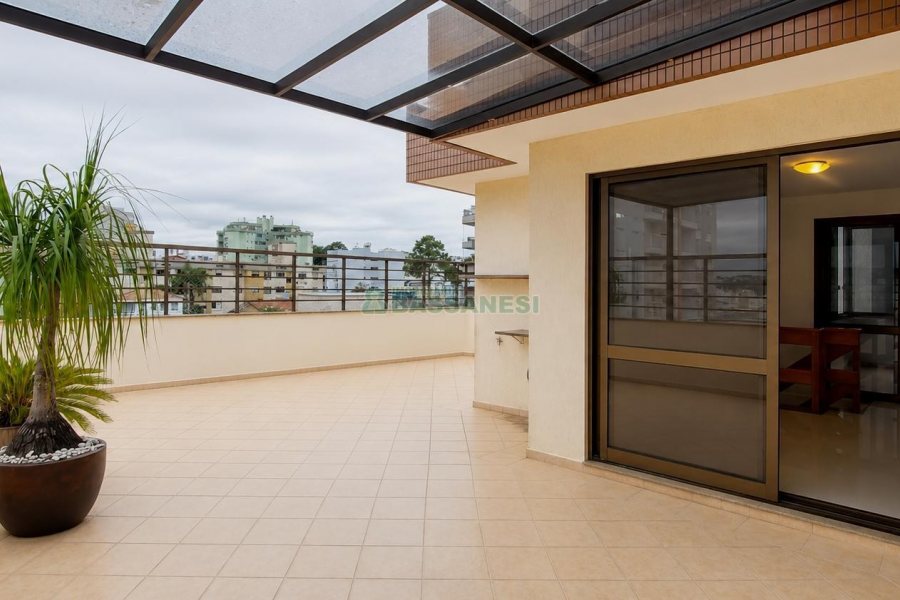 Apartamento com 273m², 2 dormitórios, 2 vagas, no bairro Pio X em Caxias do Sul para Alugar ou Comprar
