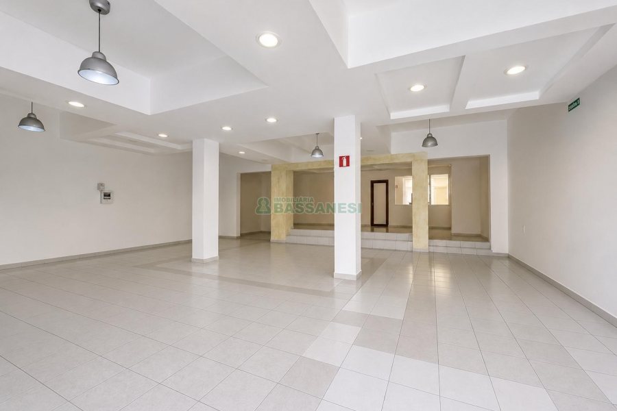Loja com 300m², no bairro Centro em Caxias do Sul para Alugar
