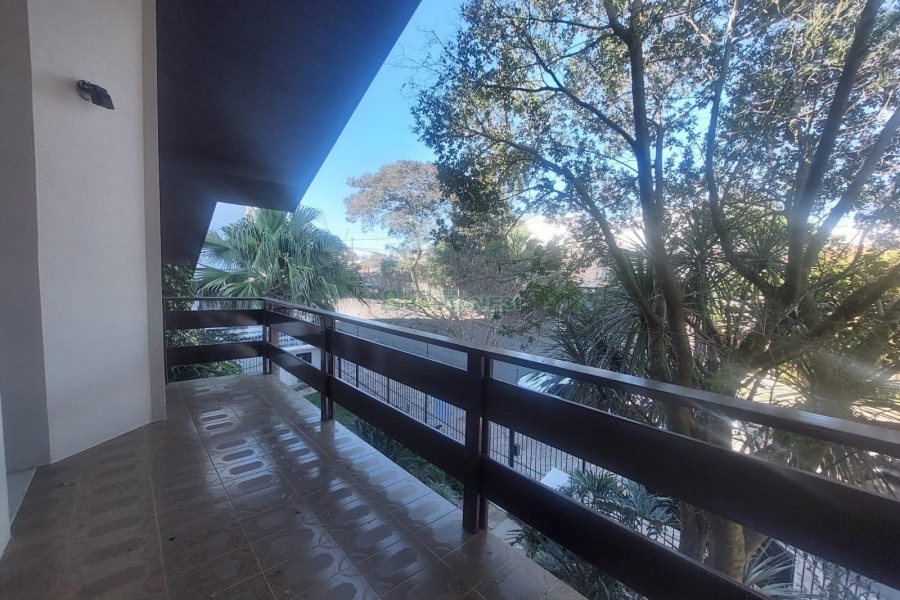 Casa Comercial com 270m², 3 dormitórios, 3 vagas, no bairro Santa Catarina em Caxias do Sul para Alugar
