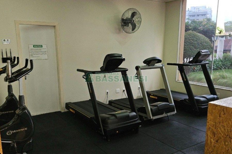 Apartamento com 94m², 3 dormitórios, 2 vagas, no bairro Rio Branco em Caxias do Sul para Comprar