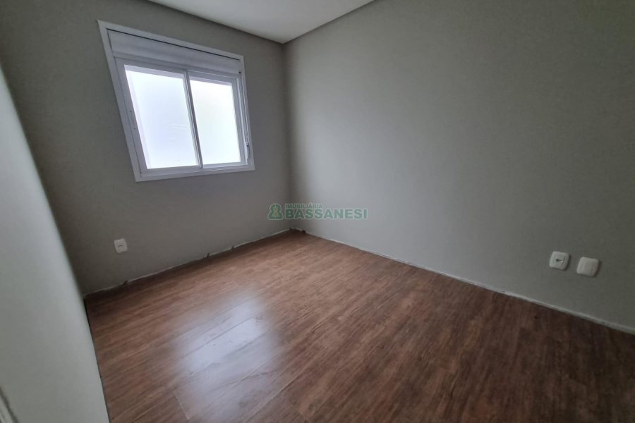 Apartamento com 53m², 2 dormitórios, 1 vaga, no bairro Vila Verde em Caxias do Sul para Alugar