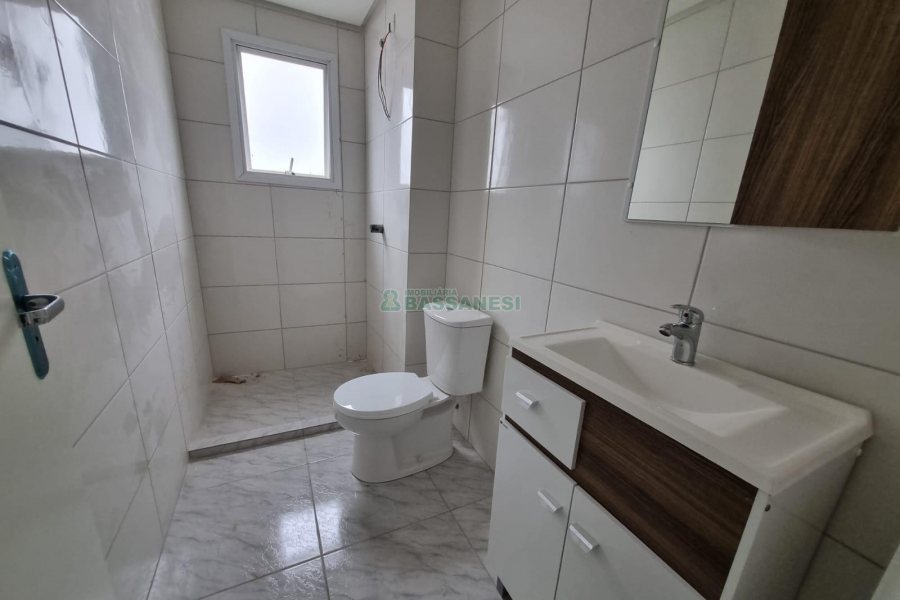 Apartamento com 53m², 2 dormitórios, 1 vaga, no bairro Vila Verde em Caxias do Sul para Alugar