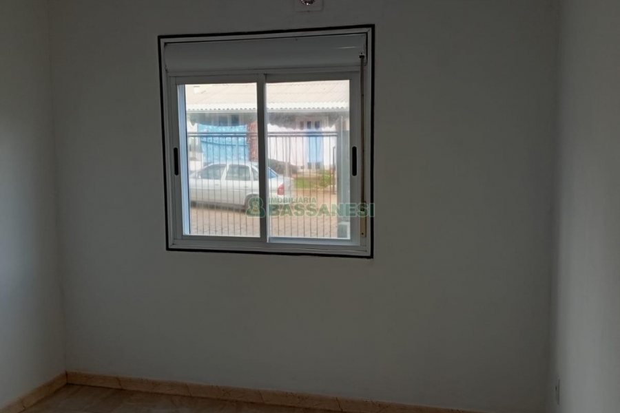 Apartamento com 48m², 2 dormitórios, 1 vaga, no bairro Desvio Rizzo em Caxias do Sul para Comprar
