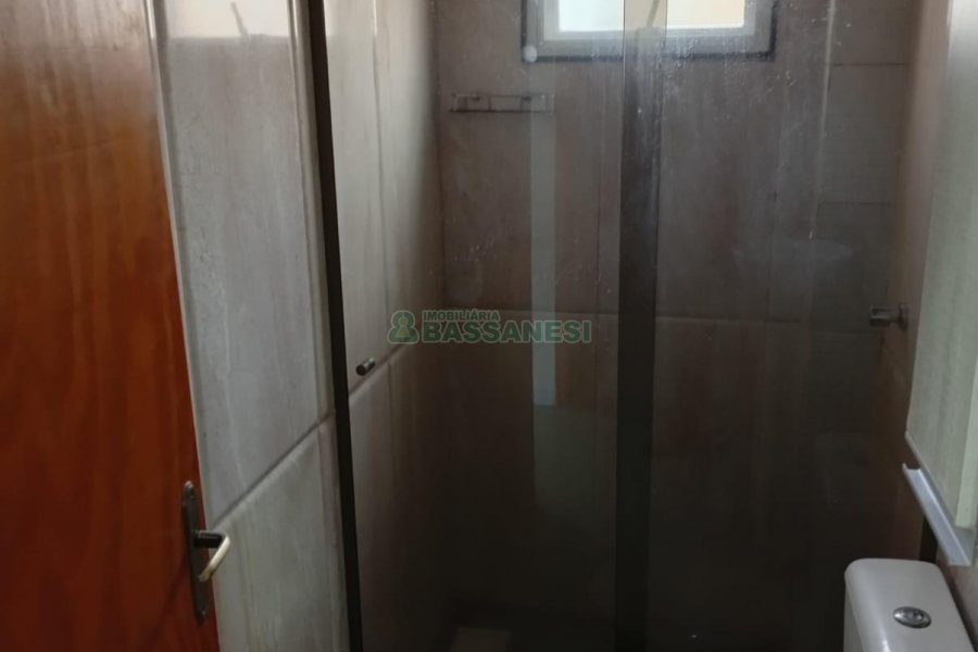 Apartamento com 48m², 2 dormitórios, 1 vaga, no bairro Desvio Rizzo em Caxias do Sul para Comprar