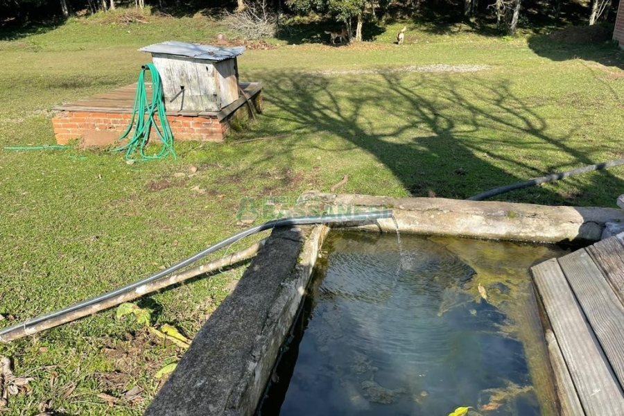Casa Mobiliada com 300m², 3 dormitórios, 1 vaga, no bairro Vila Seca em Caxias do Sul para Alugar