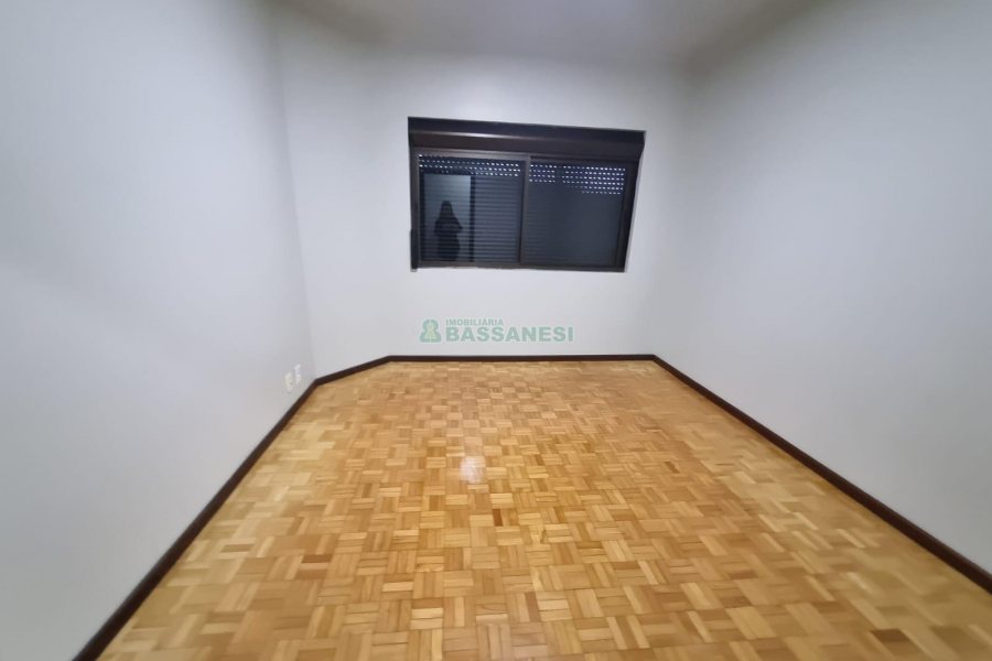 Apartamento com 100m², 3 dormitórios, 2 vagas, no bairro Panazzolo em Caxias do Sul para Alugar