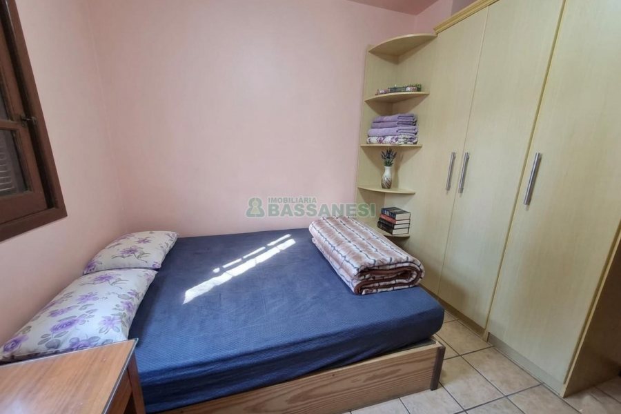 Casa com 366m², 5 dormitórios, 3 vagas, no bairro Desvio Rizzo em Caxias do Sul para Alugar