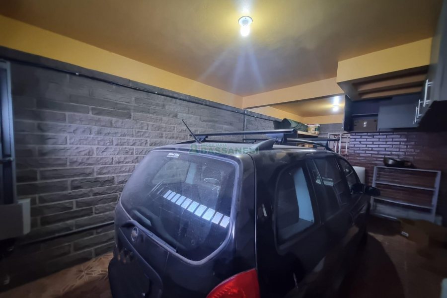 Casa com 366m², 5 dormitórios, 3 vagas, no bairro Desvio Rizzo em Caxias do Sul para Alugar