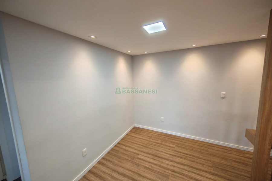 Apartamento com 72m², 2 dormitórios, 1 vaga, no bairro Vila Verde em Caxias do Sul para Comprar