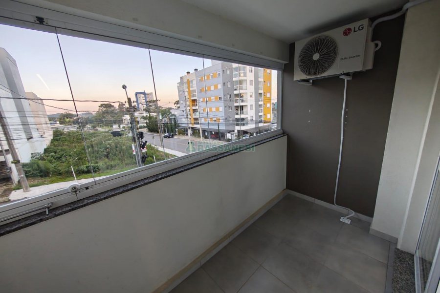 Apartamento com 72m², 2 dormitórios, 1 vaga, no bairro Vila Verde em Caxias do Sul para Comprar