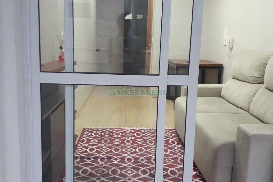Apartamento com 62m², 2 dormitórios, 1 vaga, no bairro Vinhedos em Caxias do Sul para Alugar