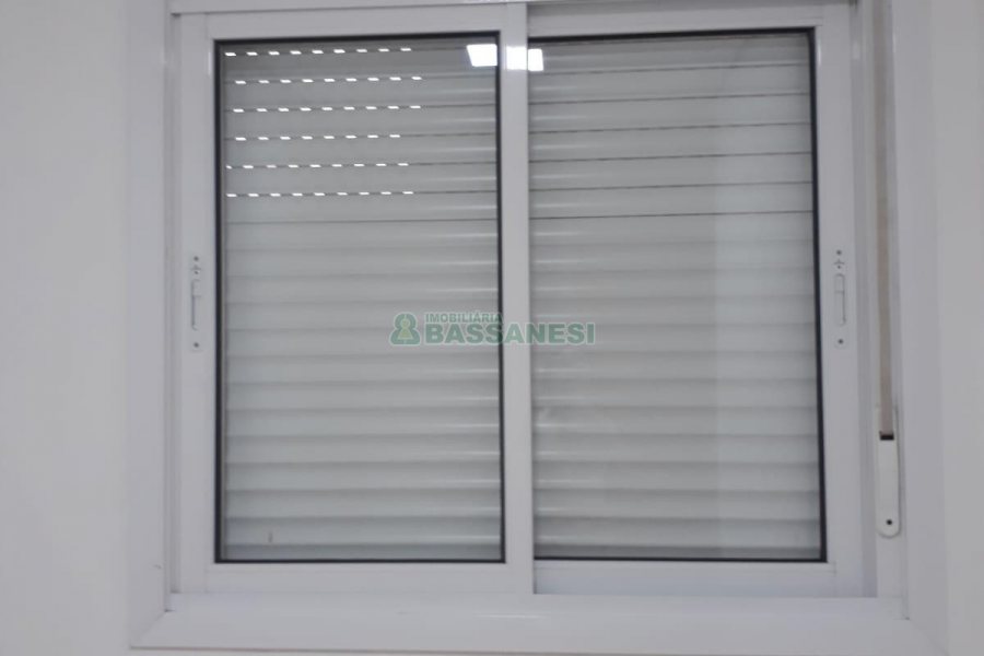 Apartamento com 62m², 2 dormitórios, 1 vaga, no bairro Vinhedos em Caxias do Sul para Alugar