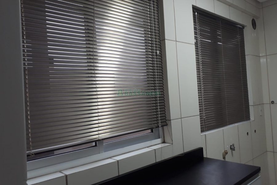 Apartamento com 62m², 2 dormitórios, 1 vaga, no bairro Vinhedos em Caxias do Sul para Alugar
