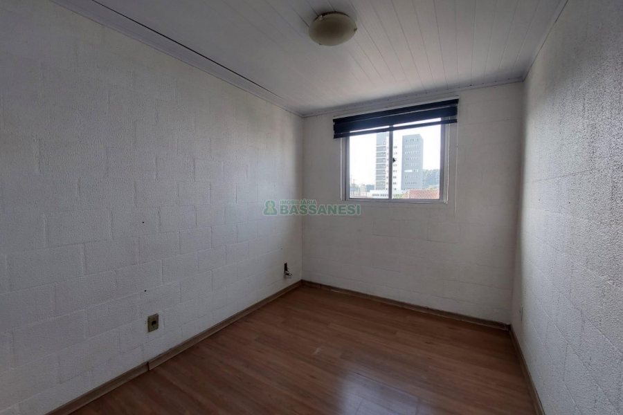 Apartamento com 60m², 2 dormitórios, 1 vaga, no bairro Desvio Rizzo em Caxias do Sul para Alugar
