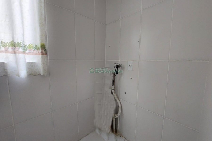 Apartamento com 60m², 2 dormitórios, 1 vaga, no bairro Desvio Rizzo em Caxias do Sul para Alugar