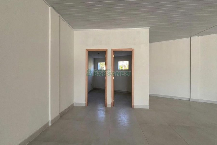 Loja com 260m², no bairro Fatima em Caxias do Sul para Alugar
