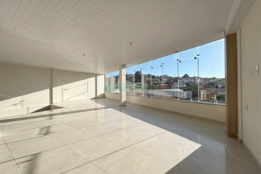 Loja com 260m², no bairro Fatima em Caxias do Sul para Alugar