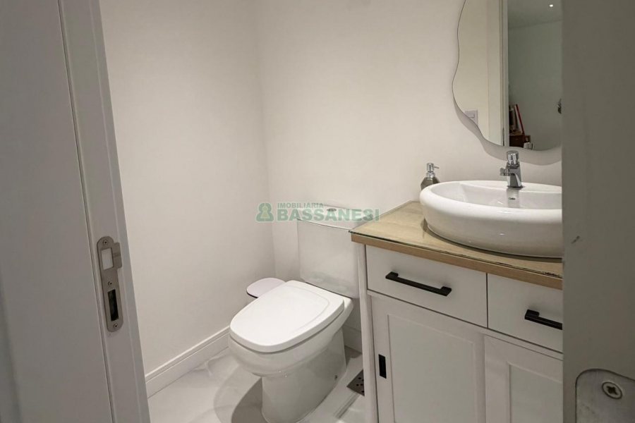 Sala com 34m², no bairro Centro em Caxias do Sul para Comprar