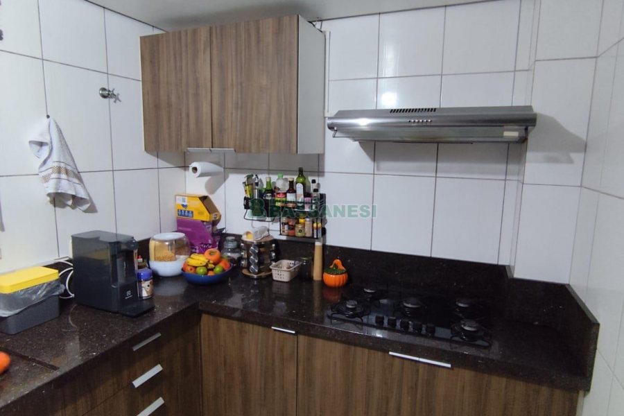 Sobrado com 99m², 2 dormitórios, 2 vagas, no bairro Ana Rech em Caxias do Sul para Comprar