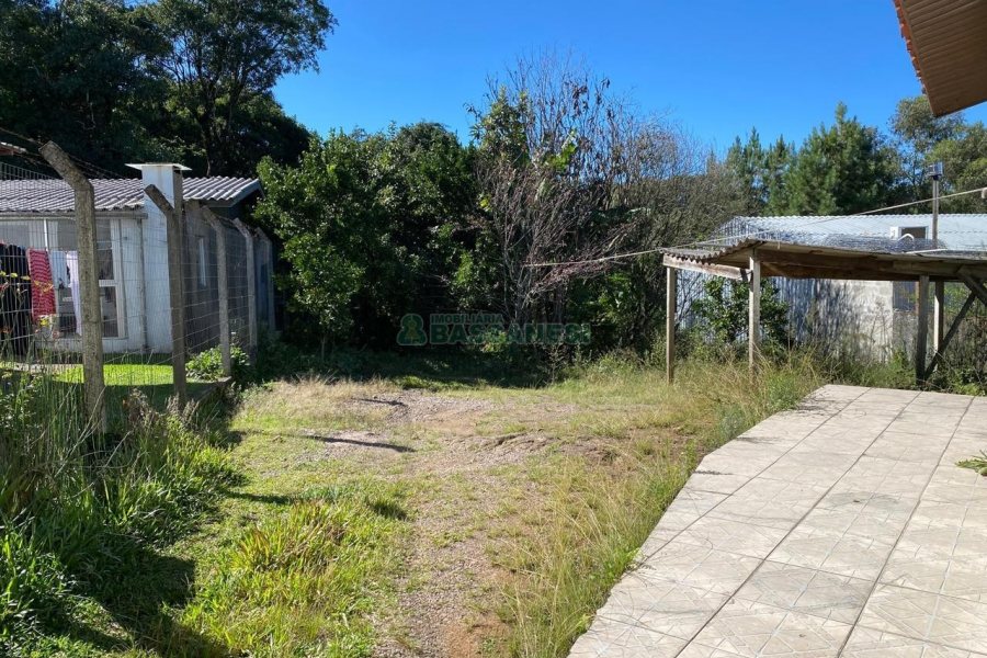 Casa Mobiliada com 90m², 3 dormitórios, 3 vagas, no bairro Desvio Rizzo em Caxias do Sul para Alugar
