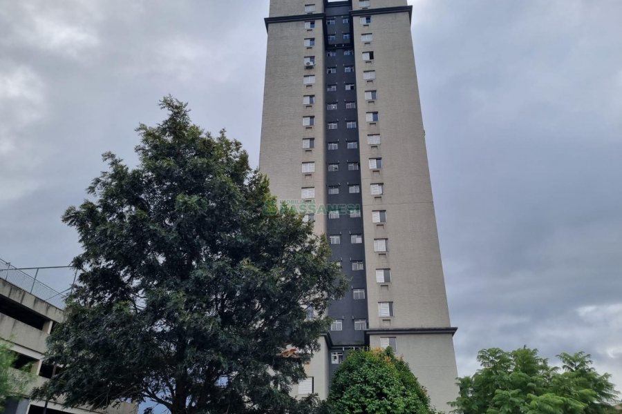 Apartamento com 66m², 3 dormitórios, 1 vaga, no bairro Lourdes em Caxias do Sul para Alugar