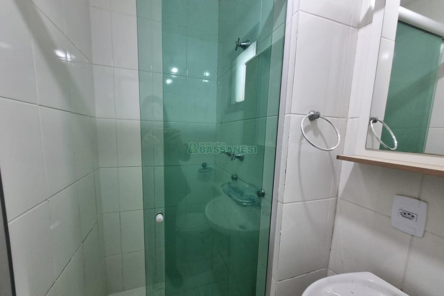 Apartamento com 66m², 3 dormitórios, 1 vaga, no bairro Lourdes em Caxias do Sul para Alugar