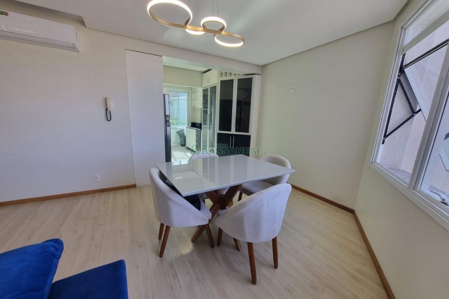 Apartamento com 96m², 2 dormitórios, 2 vagas, no bairro Jardim América em Caxias do Sul para Alugar