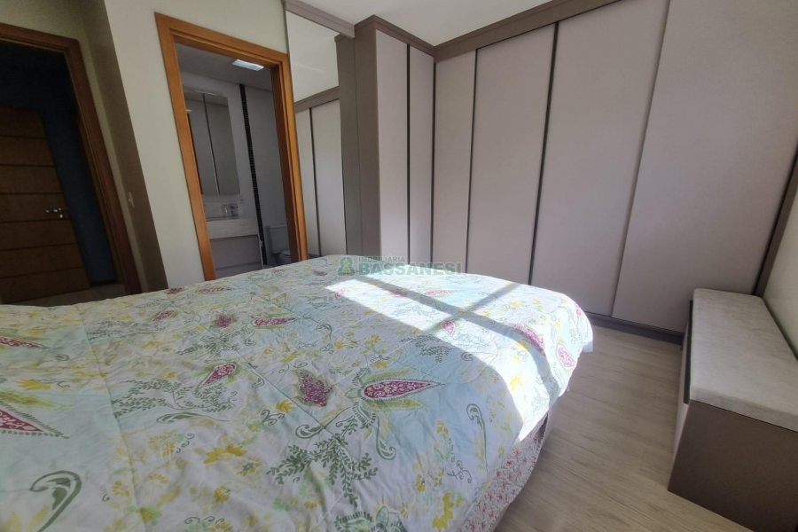 Apartamento com 96m², 2 dormitórios, 2 vagas, no bairro Jardim América em Caxias do Sul para Alugar
