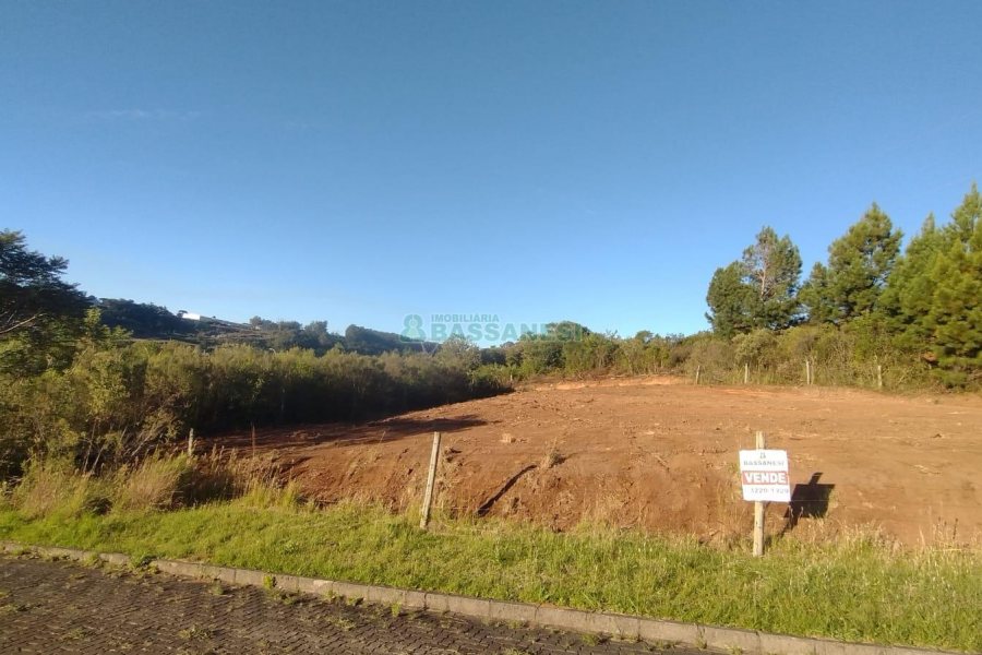 Terreno, no bairro Monte Bérico em Caxias do Sul para Comprar