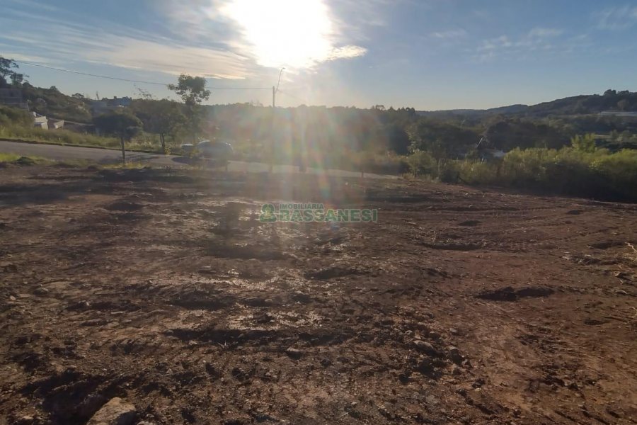 Terreno, no bairro Monte Bérico em Caxias do Sul para Comprar