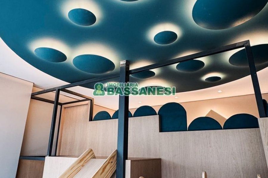 Apartamento com 130m², 3 dormitórios, 2 vagas, no bairro Petrópolis em Caxias do Sul para Alugar
