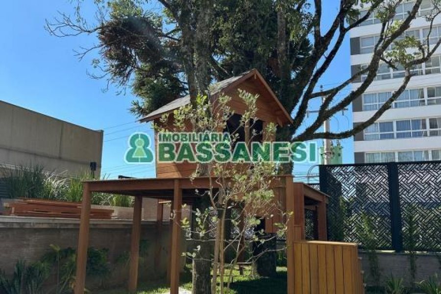Apartamento com 130m², 3 dormitórios, 2 vagas, no bairro Petrópolis em Caxias do Sul para Alugar