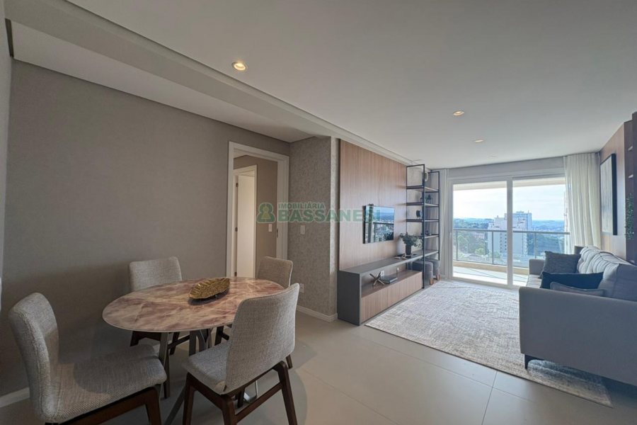 Apartamento com 130m², 3 dormitórios, 2 vagas, no bairro Petrópolis em Caxias do Sul para Alugar