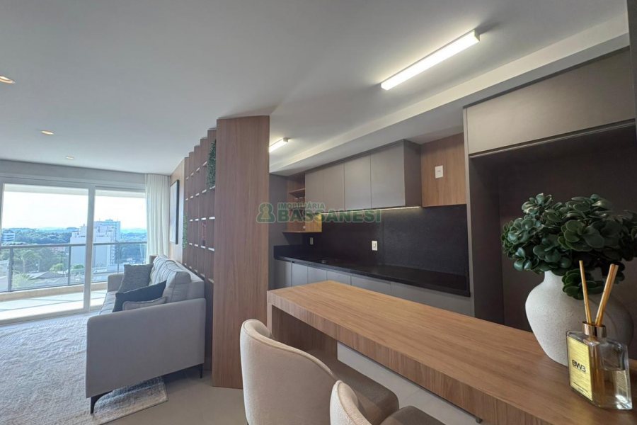 Apartamento com 130m², 3 dormitórios, 2 vagas, no bairro Petrópolis em Caxias do Sul para Alugar