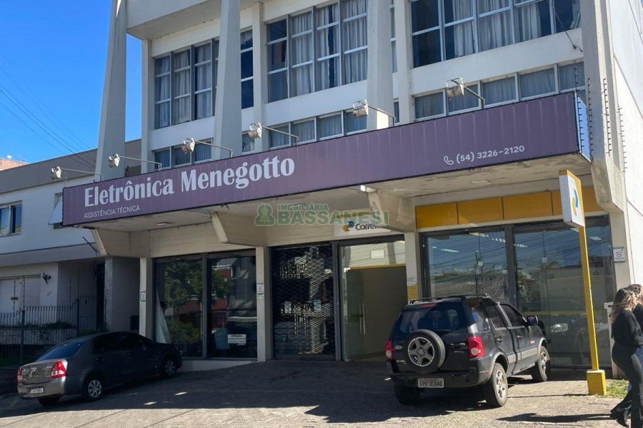 Predio com 957m², no bairro Rio Branco em Caxias do Sul para Comprar