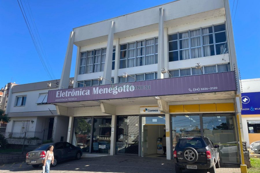 Predio com 957m², no bairro Rio Branco em Caxias do Sul para Comprar