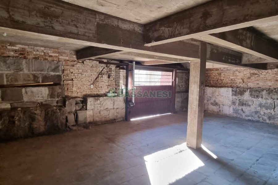 Casa com 160m², 3 dormitórios, 4 vagas, no bairro Nossa Senhora de Lourdes em Caxias do Sul para Comprar