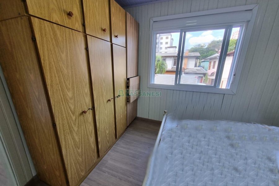 Casa Mobiliada com 157m², 3 dormitórios, 3 vagas, no bairro Bela Vista em Caxias do Sul para Alugar