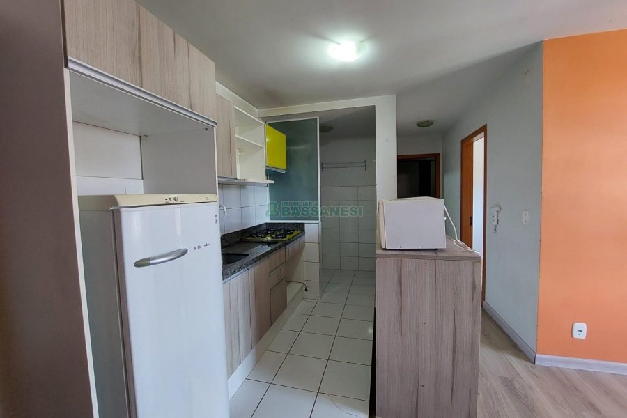 Apartamento com 60m², 2 dormitórios, 1 vaga, no bairro Desvio Rizzo em Caxias do Sul para Alugar