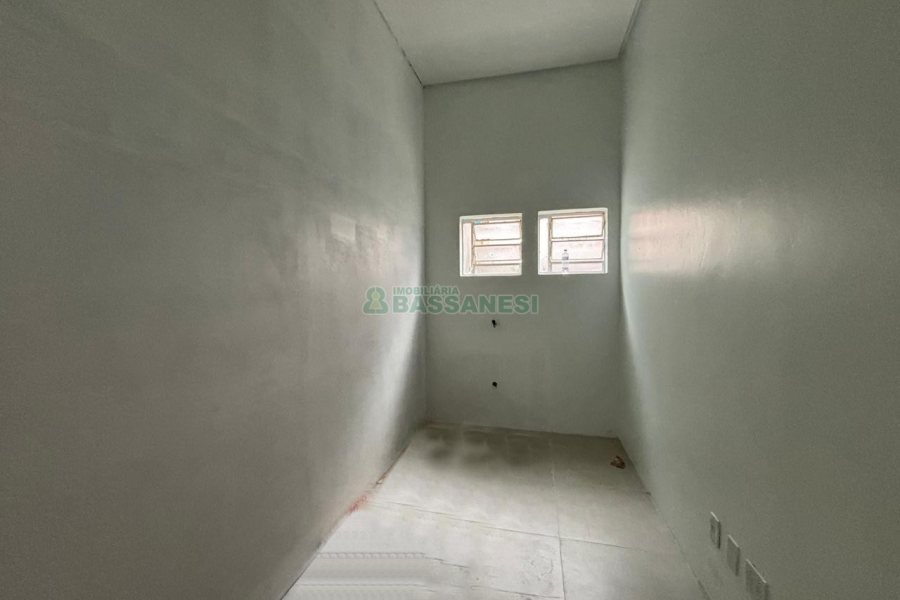 Loja com 100m², no bairro Charqueadas em Caxias do Sul para Alugar