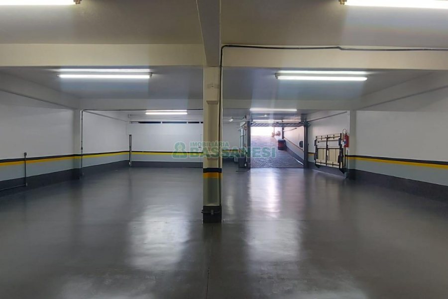 Pavilhão com 250m², no bairro Colina Sorriso em Caxias do Sul para Alugar