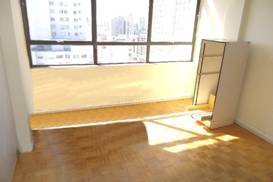 Sala com 50m², no bairro Centro em Caxias do Sul para Alugar