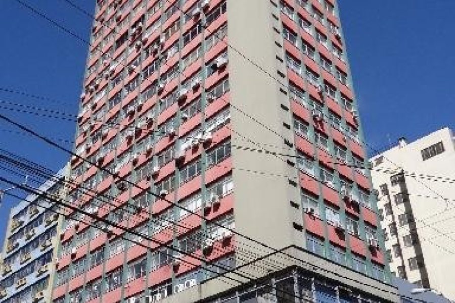 Sala com 50m², no bairro Centro em Caxias do Sul para Alugar