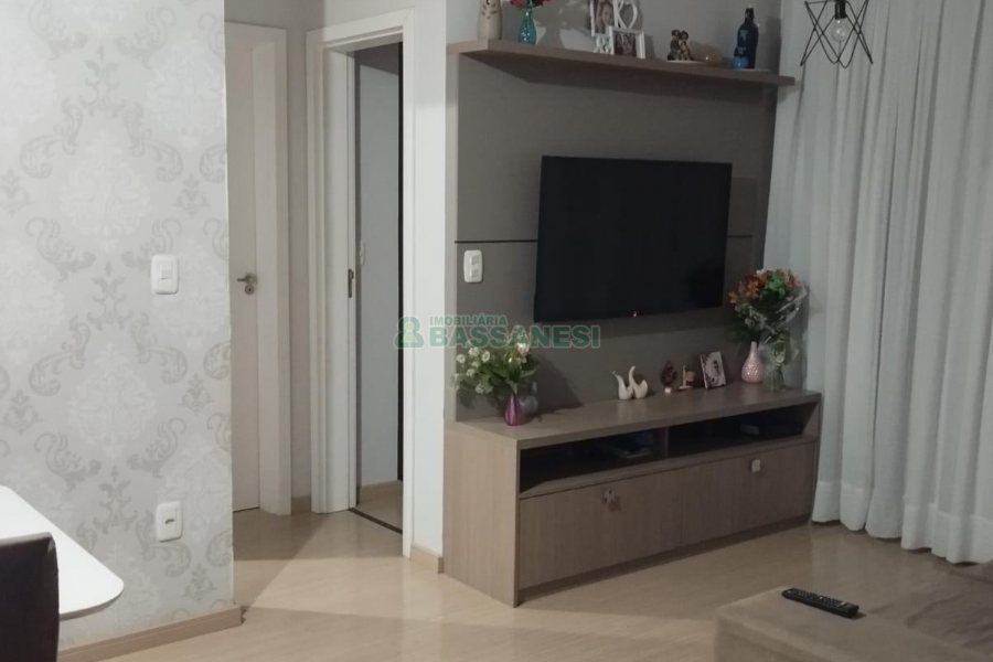 Apartamento com 54m², 2 dormitórios, 1 vaga, no bairro Santa Lúcia em Caxias do Sul para Comprar