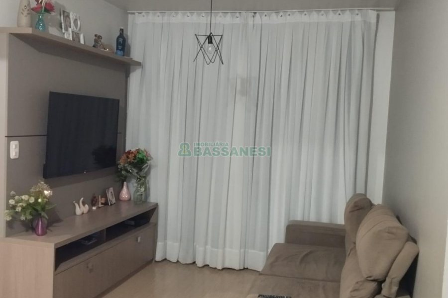 Apartamento com 54m², 2 dormitórios, 1 vaga, no bairro Santa Lúcia em Caxias do Sul para Comprar