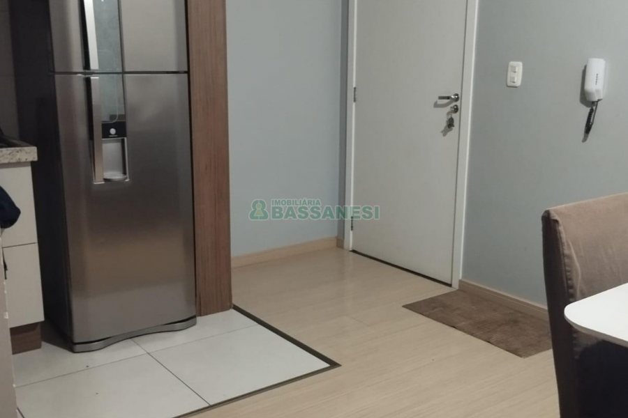 Apartamento com 54m², 2 dormitórios, 1 vaga, no bairro Santa Lúcia em Caxias do Sul para Comprar