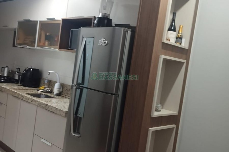 Apartamento com 54m², 2 dormitórios, 1 vaga, no bairro Santa Lúcia em Caxias do Sul para Comprar